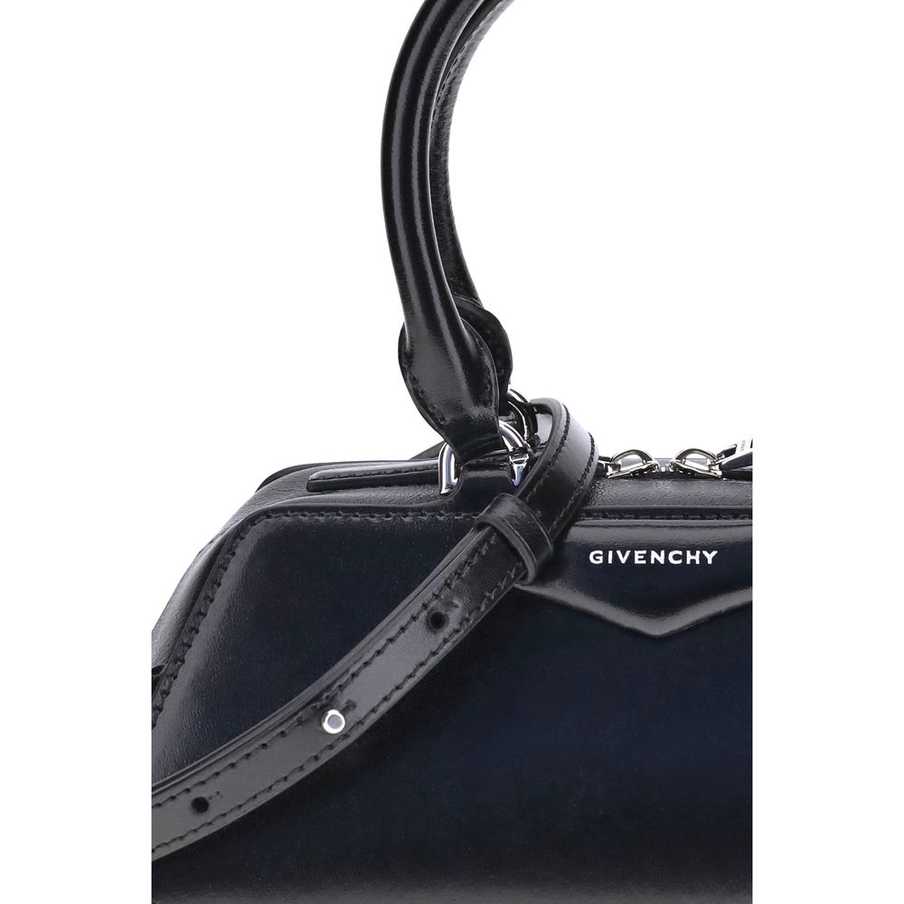 Givenchy Schwarze Handtasche aus Kalbsleder Bos Taurus