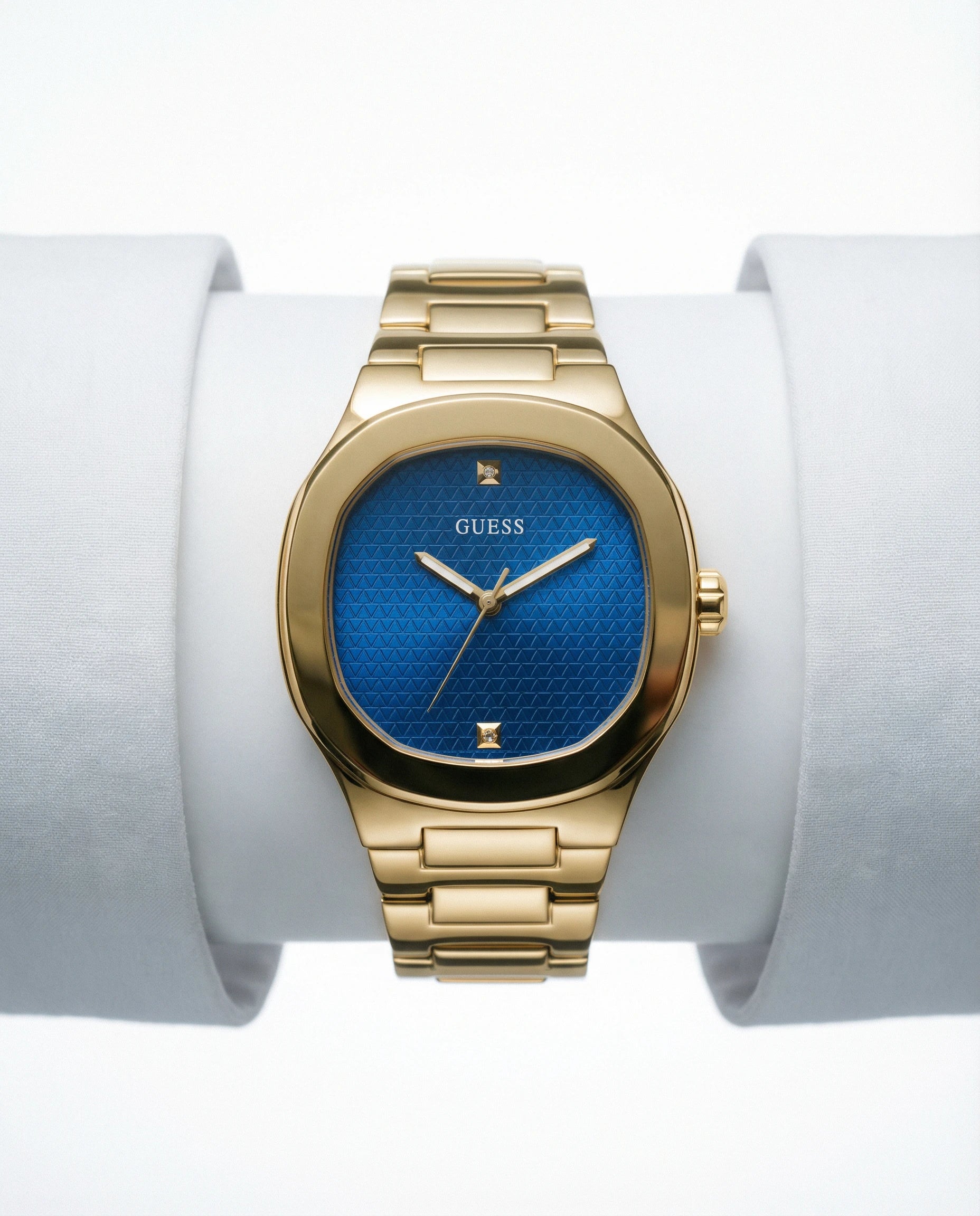 Guess Goldene Edelstahl-Dress-Watch