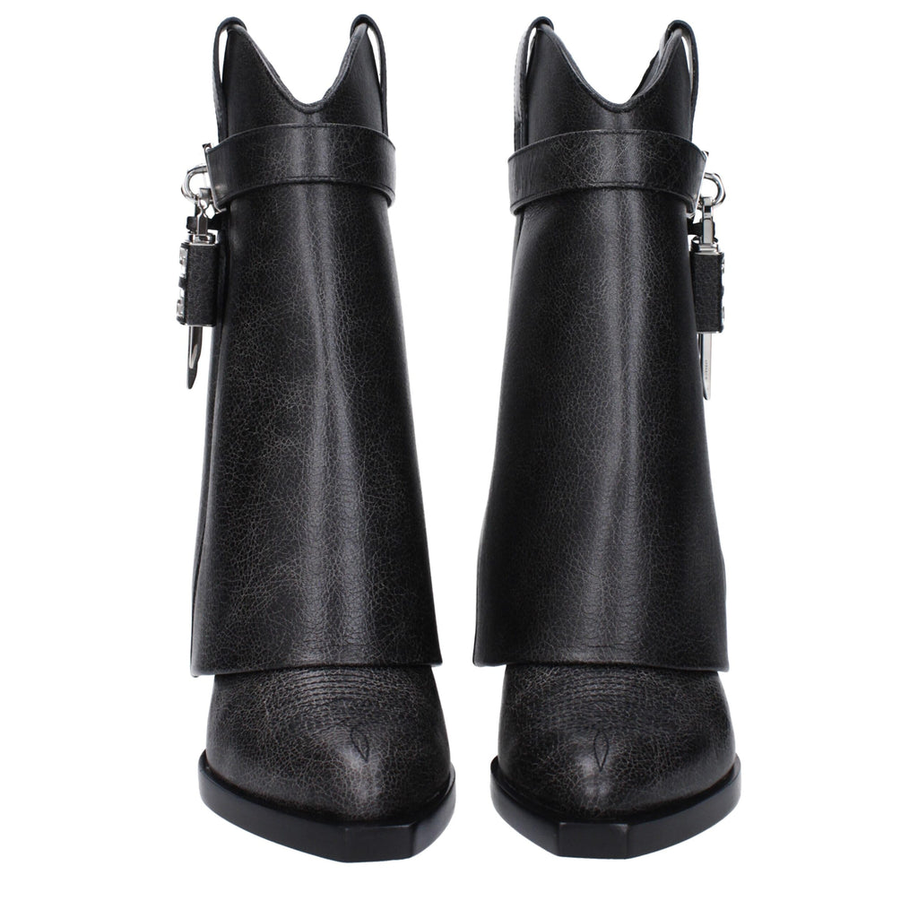 Givenchy Schwarze Lederstiefeletten