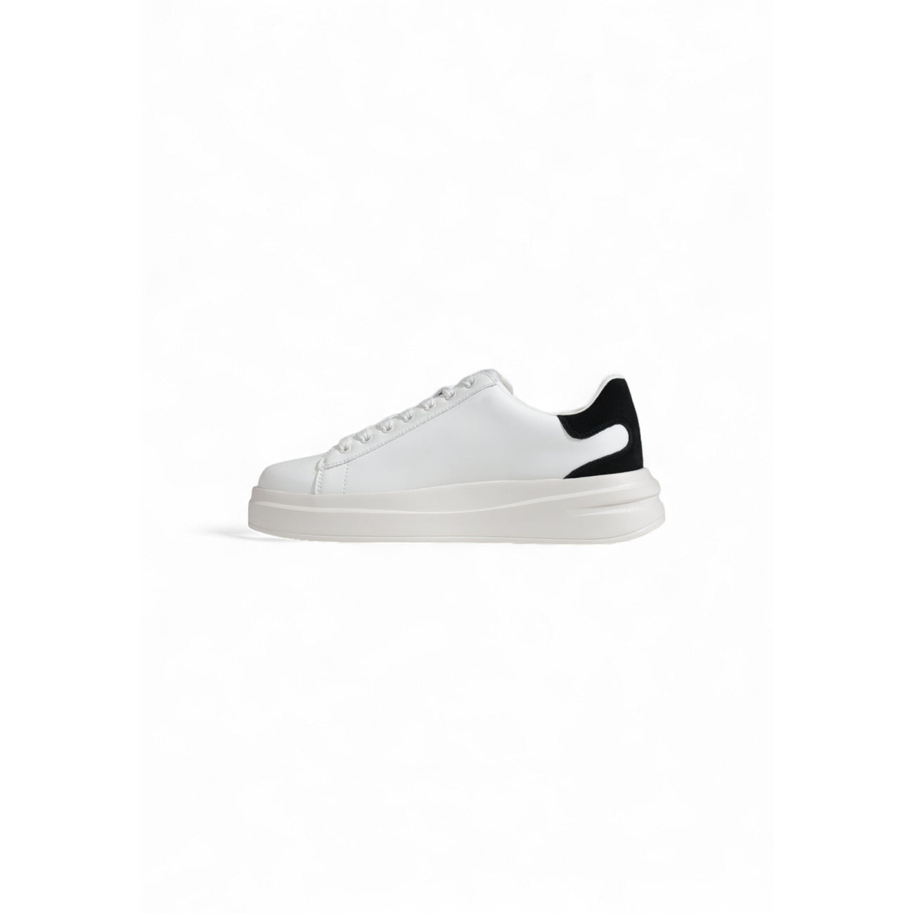 Guess Damen Sneakers